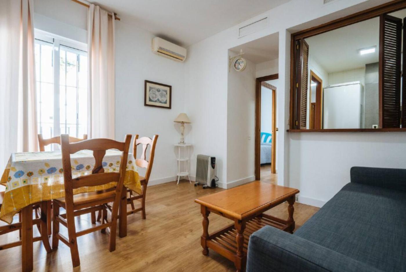 Pilsev Modern & Central, Perfect For Your *